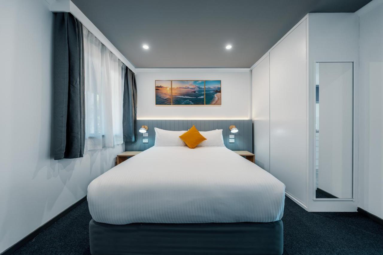 Queen Suite Ocean View